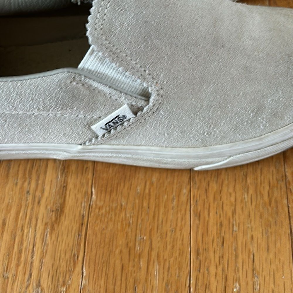 Vans Classic Slip-On Shoes in Gray Suede | Slides Women’s 10 Men’s 8.5 - Picture 4 of 8